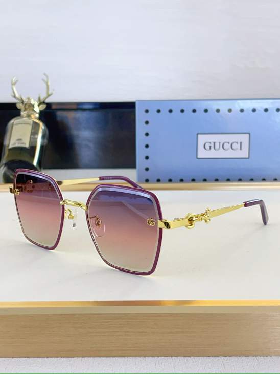 Picture of Gucci Sunglasses _SKUfw80914921fw